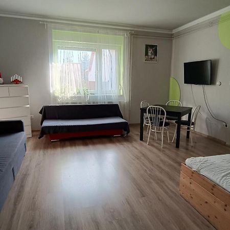 Regina Vendeghaz Miskolc Apartment Exterior foto
